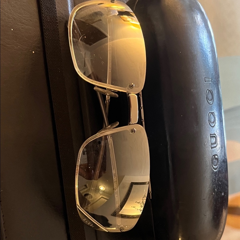 Gucci women